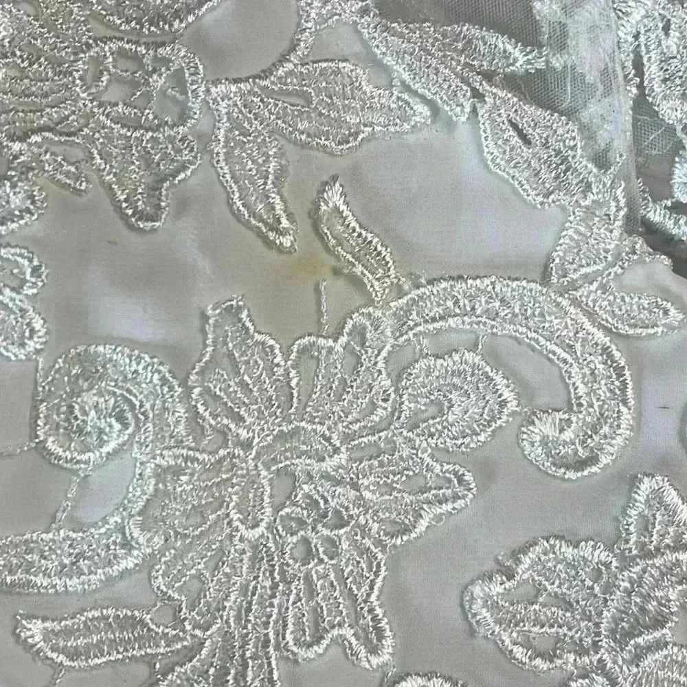 Wedding dress. Size 10. Seems to run small. - Picture 12 of 12